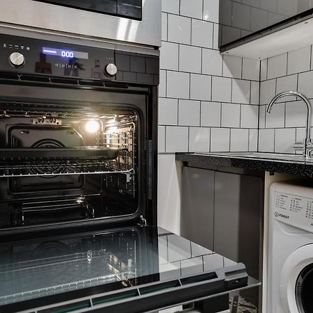 1 Bedroom Swinley Apartment L Free Parking L Wigan Royal Infirmary L Haigh Hall L Central Location 외부 사진